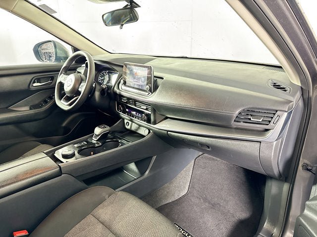 Used 2024 Nissan Rogue SV AWD/4WD image 23