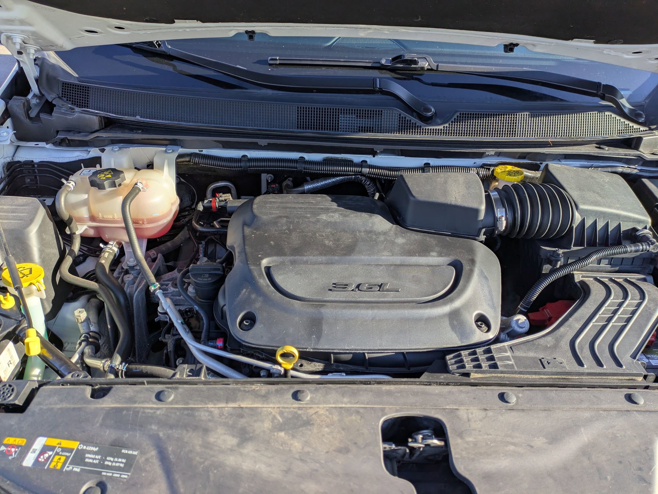 Used 2023 Chrysler Pacifica Touring-L image 37