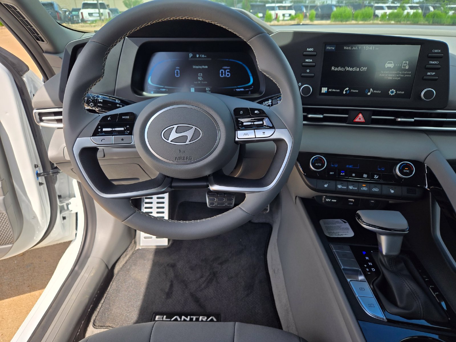 New 2026 Hyundai Elantra SEL Sport Premium FWD image 9