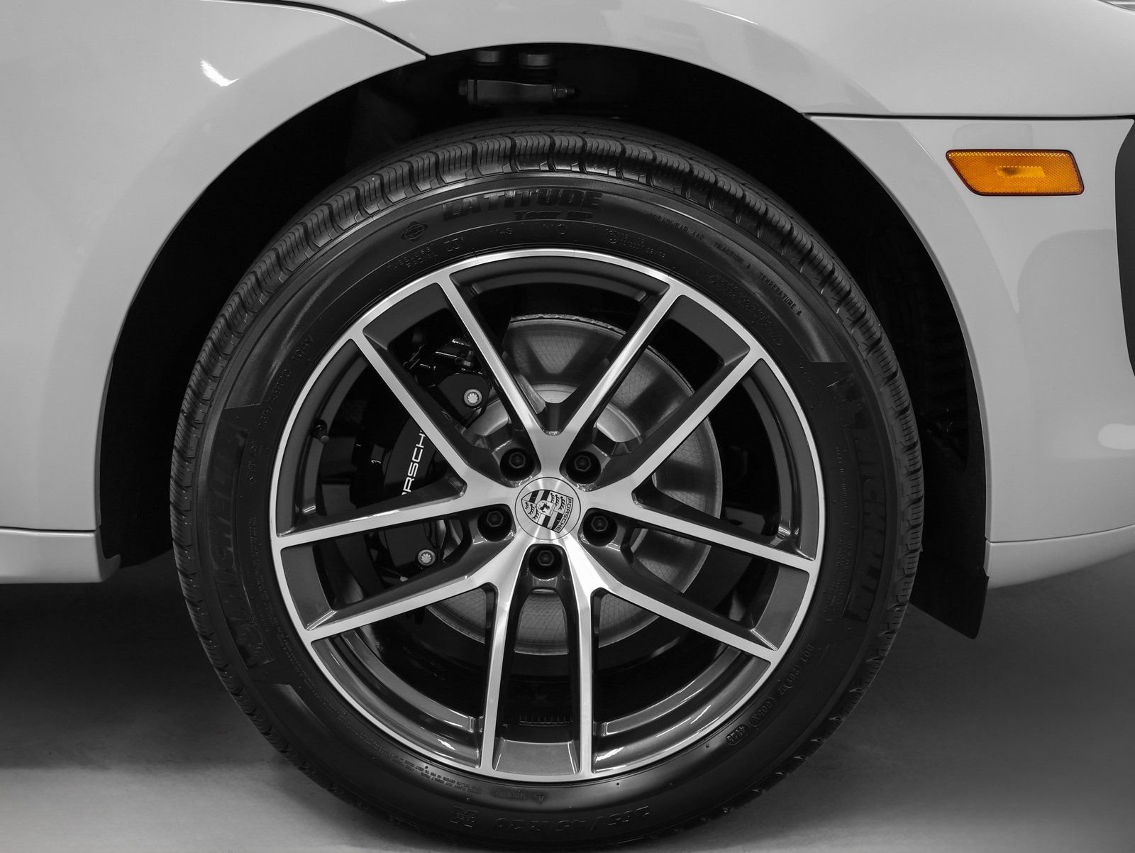 New 2026 Porsche Macan S image 16