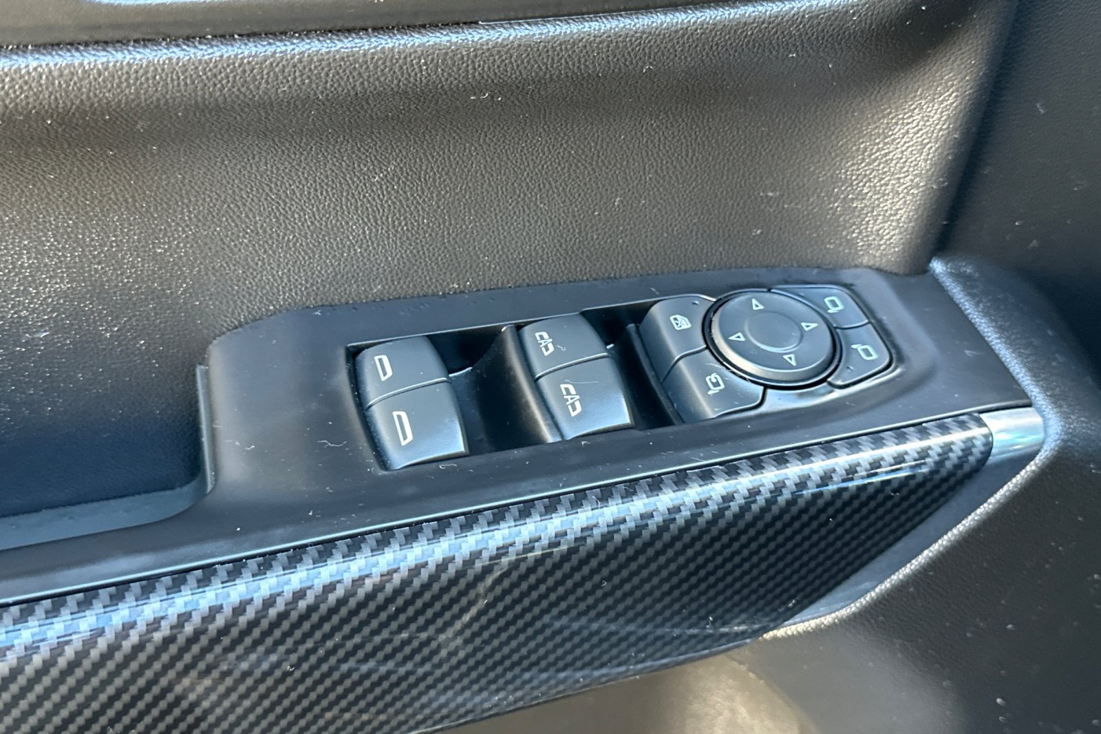Used 2020 GMC Sierra 1500 AT4 w/ AT4 Premium Package AWD/4WD image 12