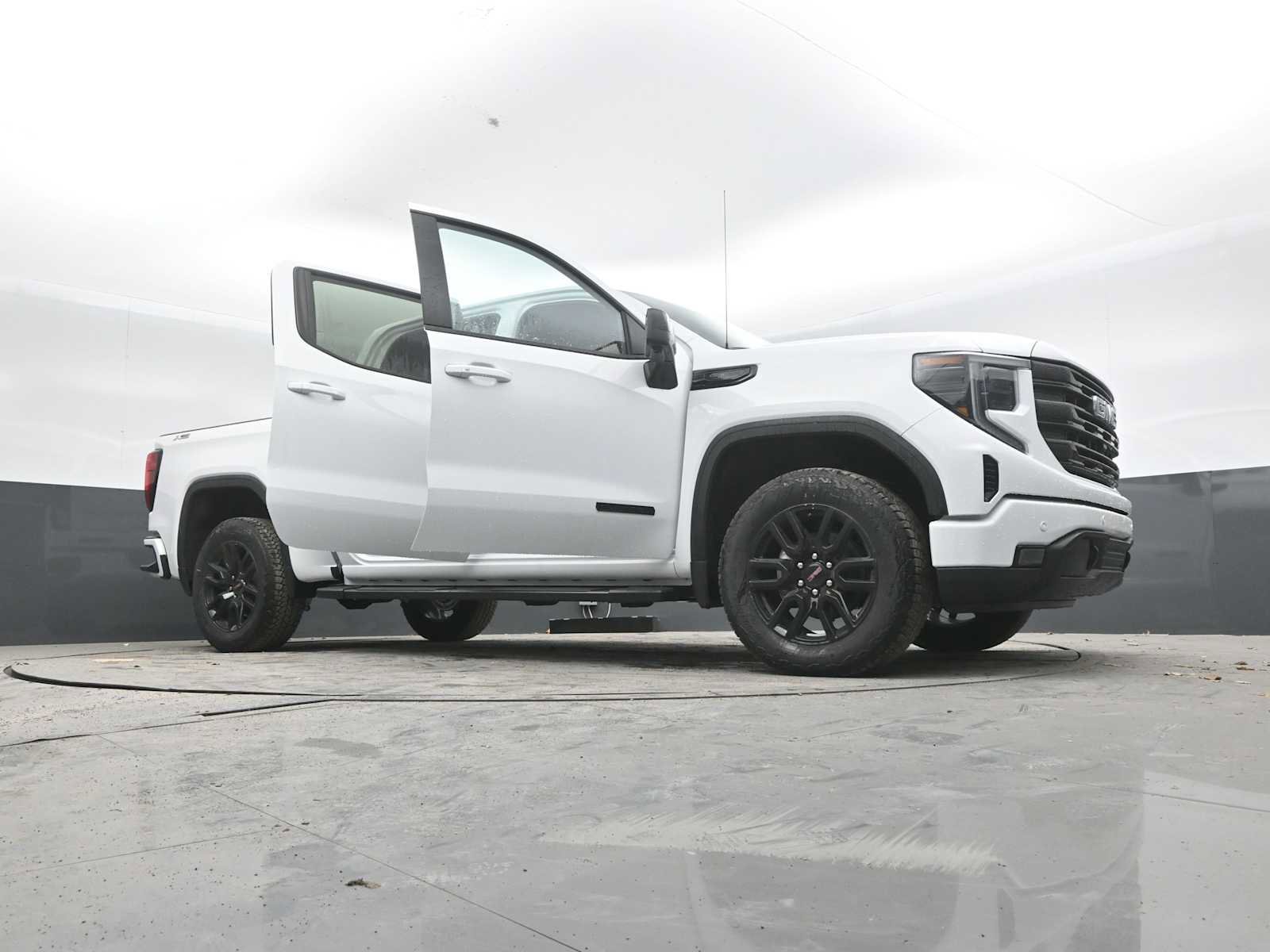 New 2026 GMC Sierra 1500 Elevation w/ Elevation Premium Package AWD/4WD image 55