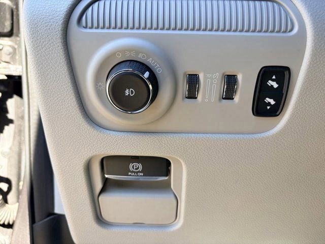 Used 2022 Jeep Grand Wagoneer Series I image 70