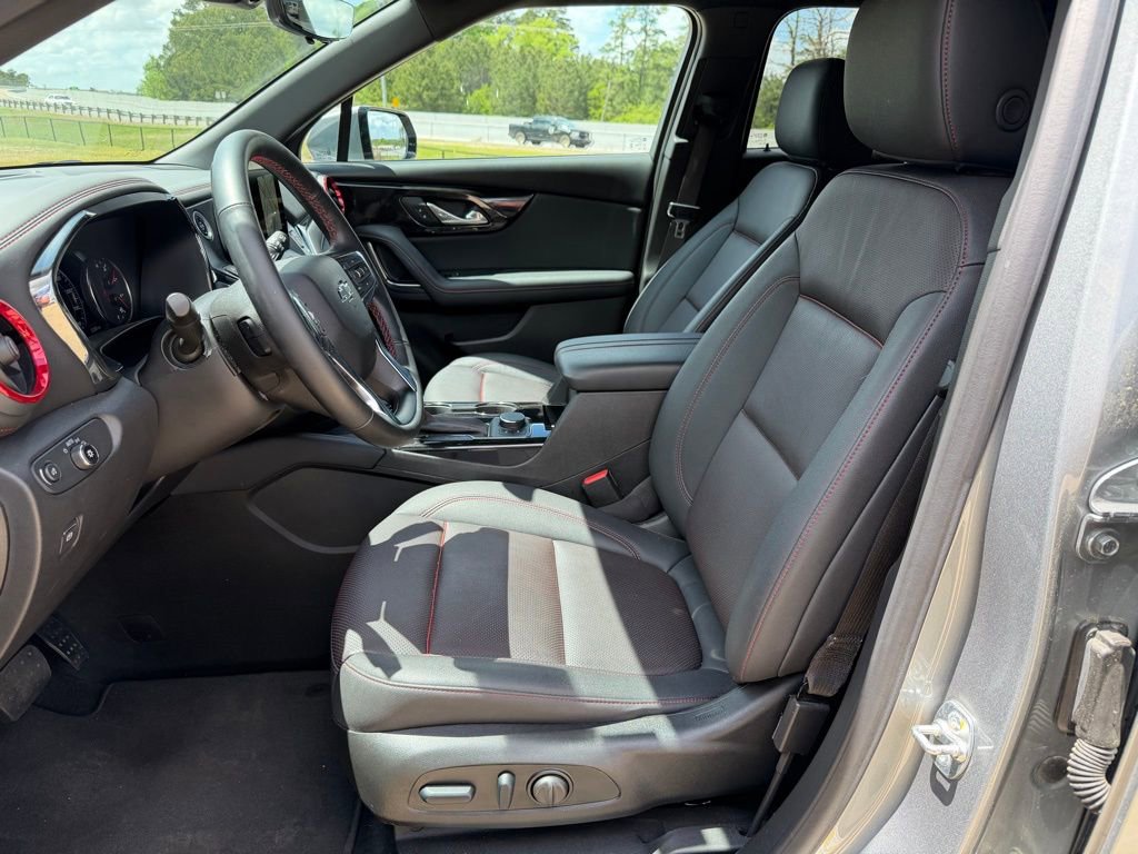 Used 2024 Chevrolet Blazer RS w/ Driver Confidence II Package image 8