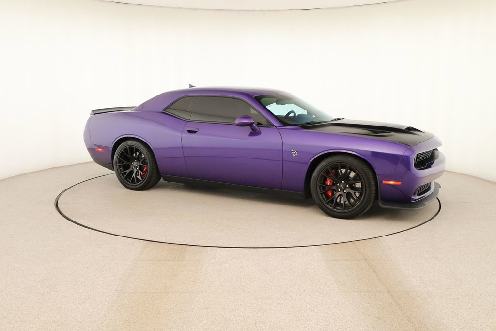 Used 2016 Dodge Challenger SRT Hellcat RWD image 9