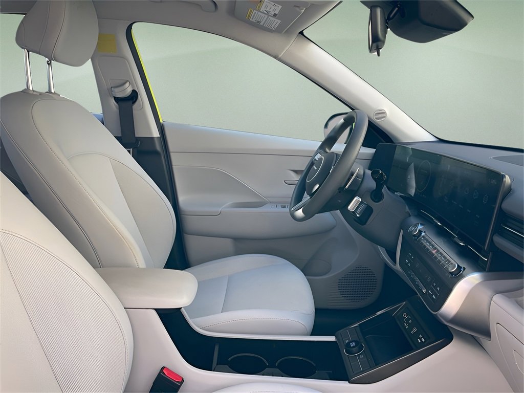 Certified 2024 Hyundai Kona SE image 15