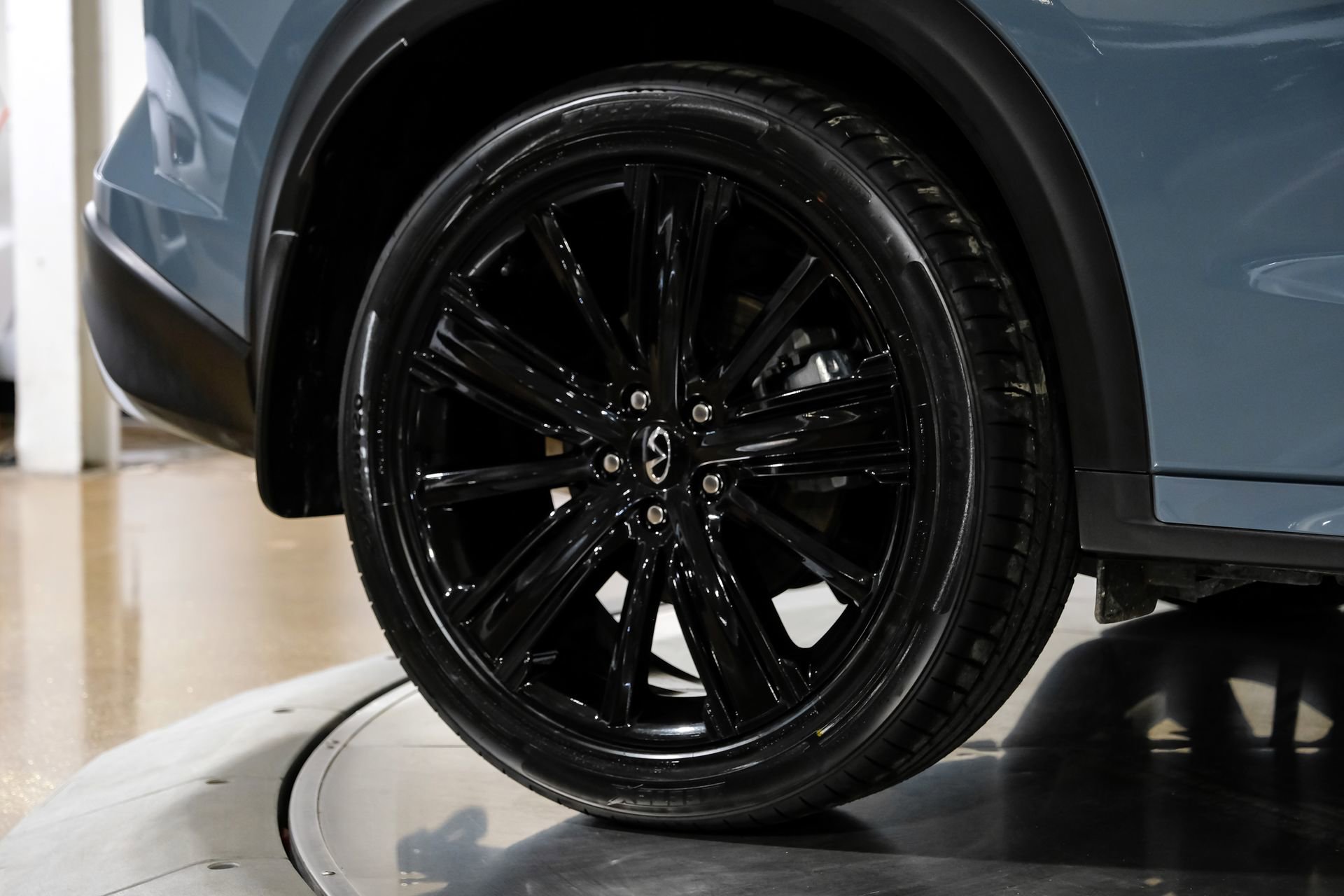 Used 2023 INFINITI QX50 Sensory image 58