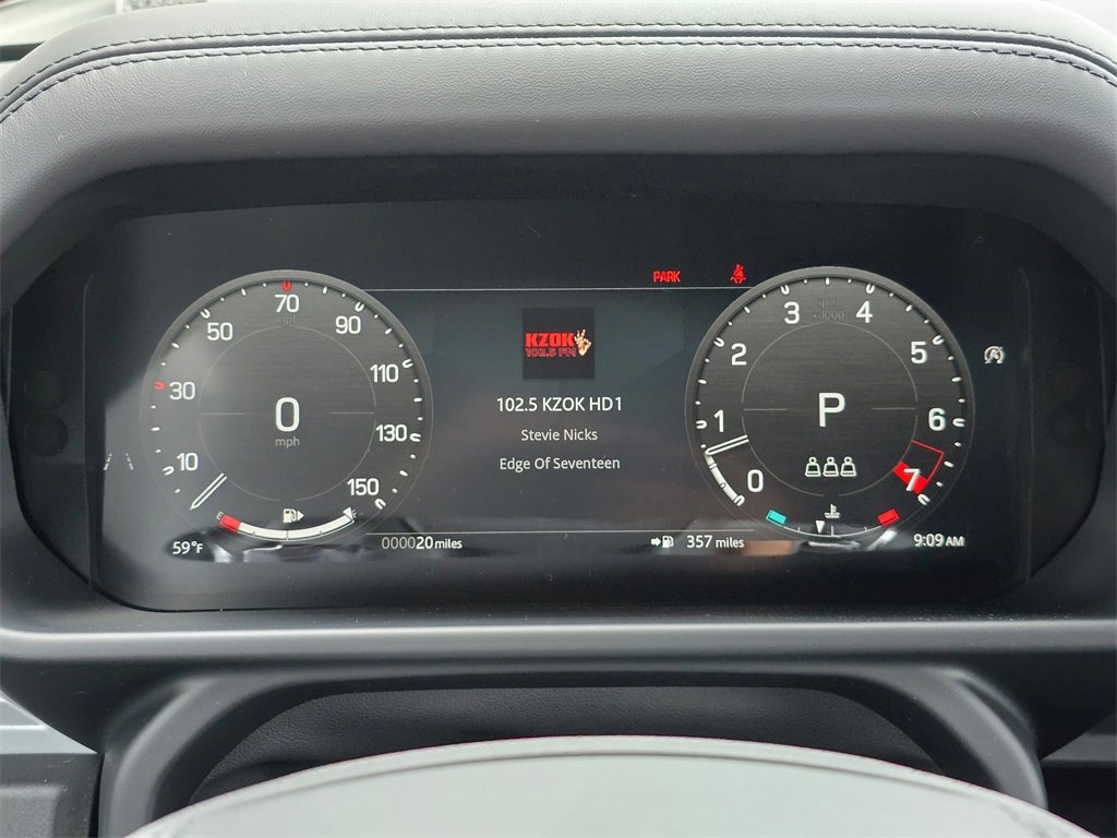 New 2025 Land Rover Defender 90 V8 image 12