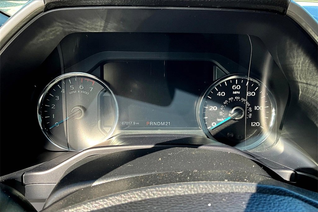 Used 2016 Ford F150 Lariat w/ Equipment Group 502A Luxury image 18