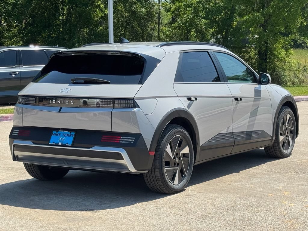 New 2025 Hyundai Ioniq 5 SEL RWD image 14