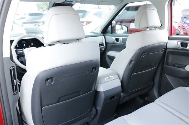 Certified 2025 Hyundai Santa Fe SEL image 23