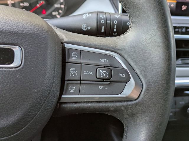 Used 2023 Jeep Compass Limited image 28