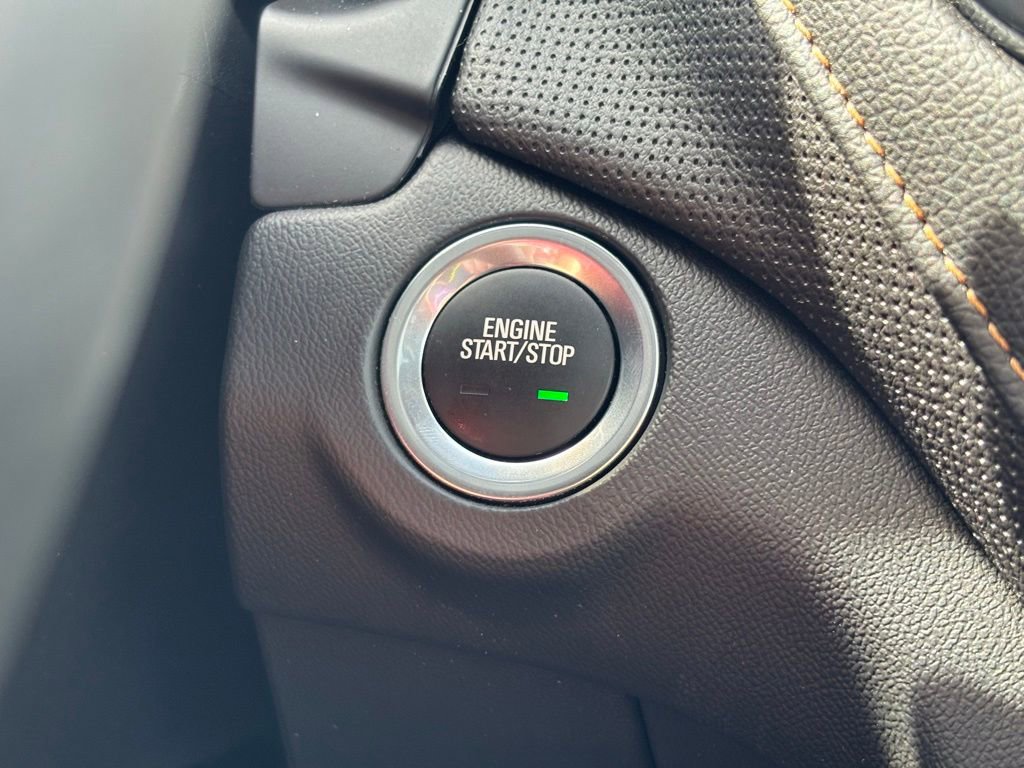 Used 2023 Chevrolet Equinox Premier AWD/4WD image 35