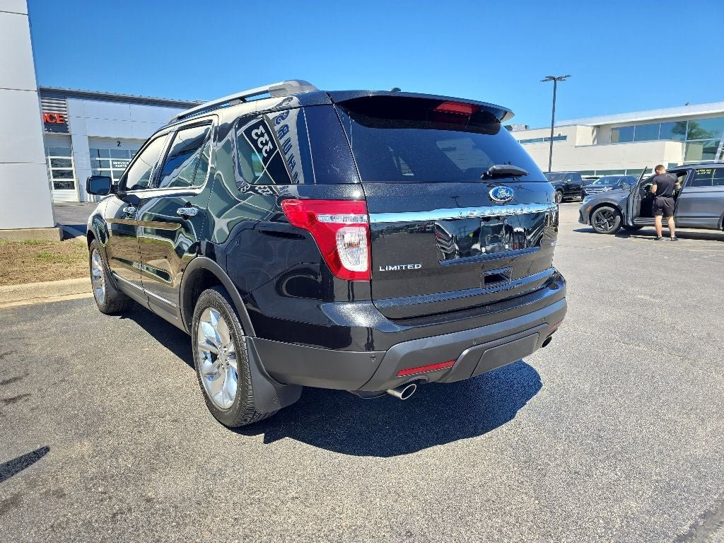 Used 2015 Ford Explorer Limited w/ Equipment Group 301A AWD/4WD image 4