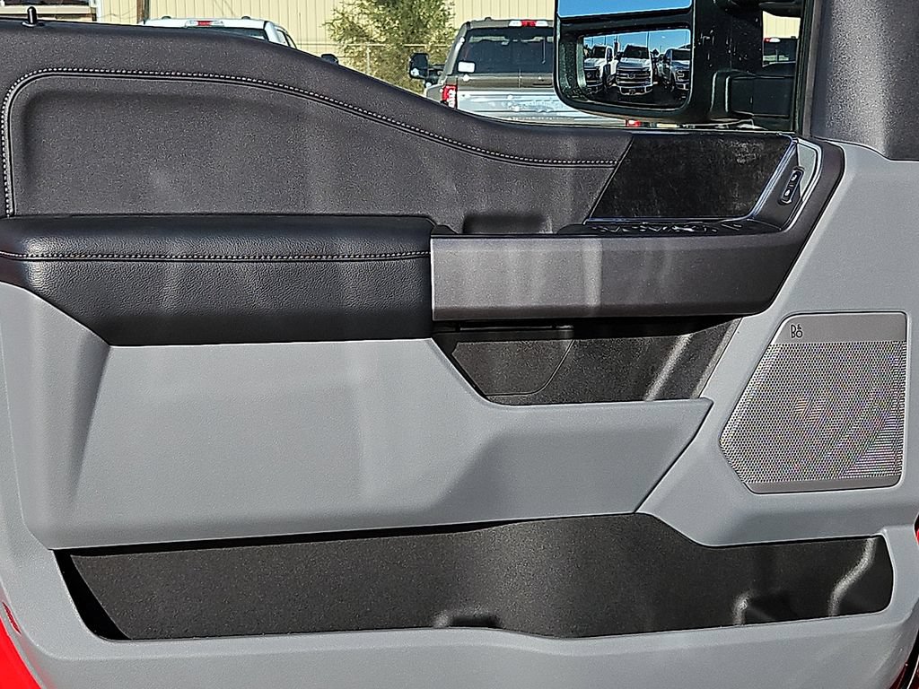 New 2026 Ford F250 XLT w/ XLT Premium Package AWD/4WD image 18