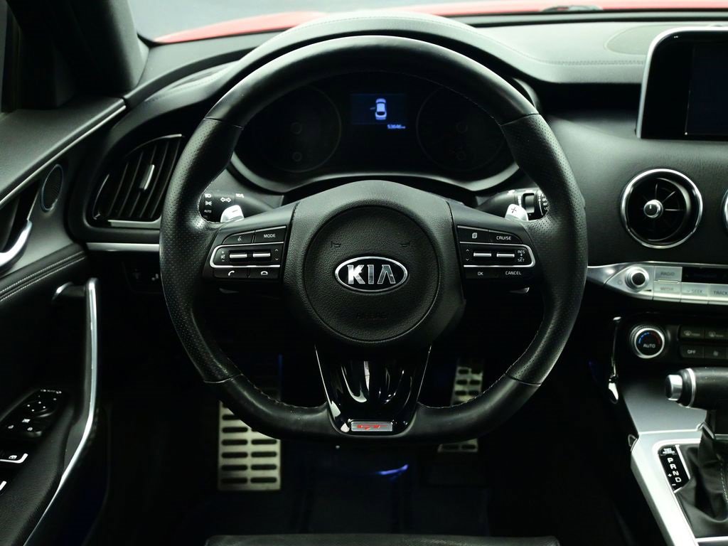 Certified 2019 Kia Stinger GT image 3