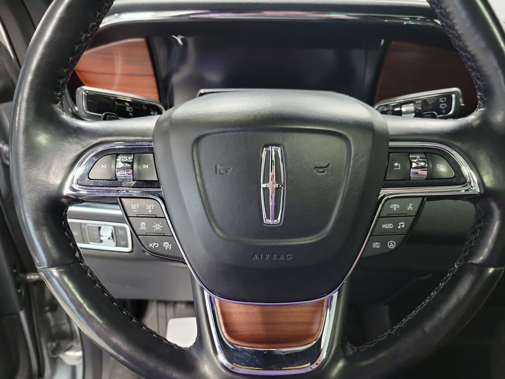 Used 2022 Lincoln Navigator Reserve image 22