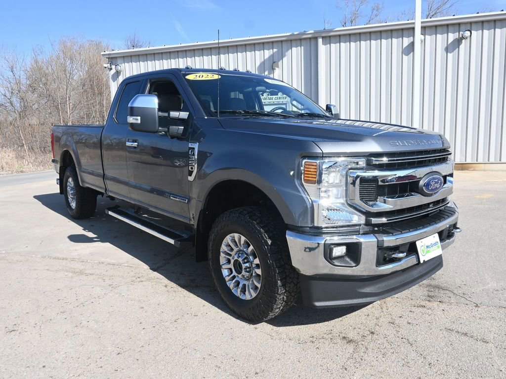 Used 2022 Ford F350 XLT w/ XLT Premium Package image 2