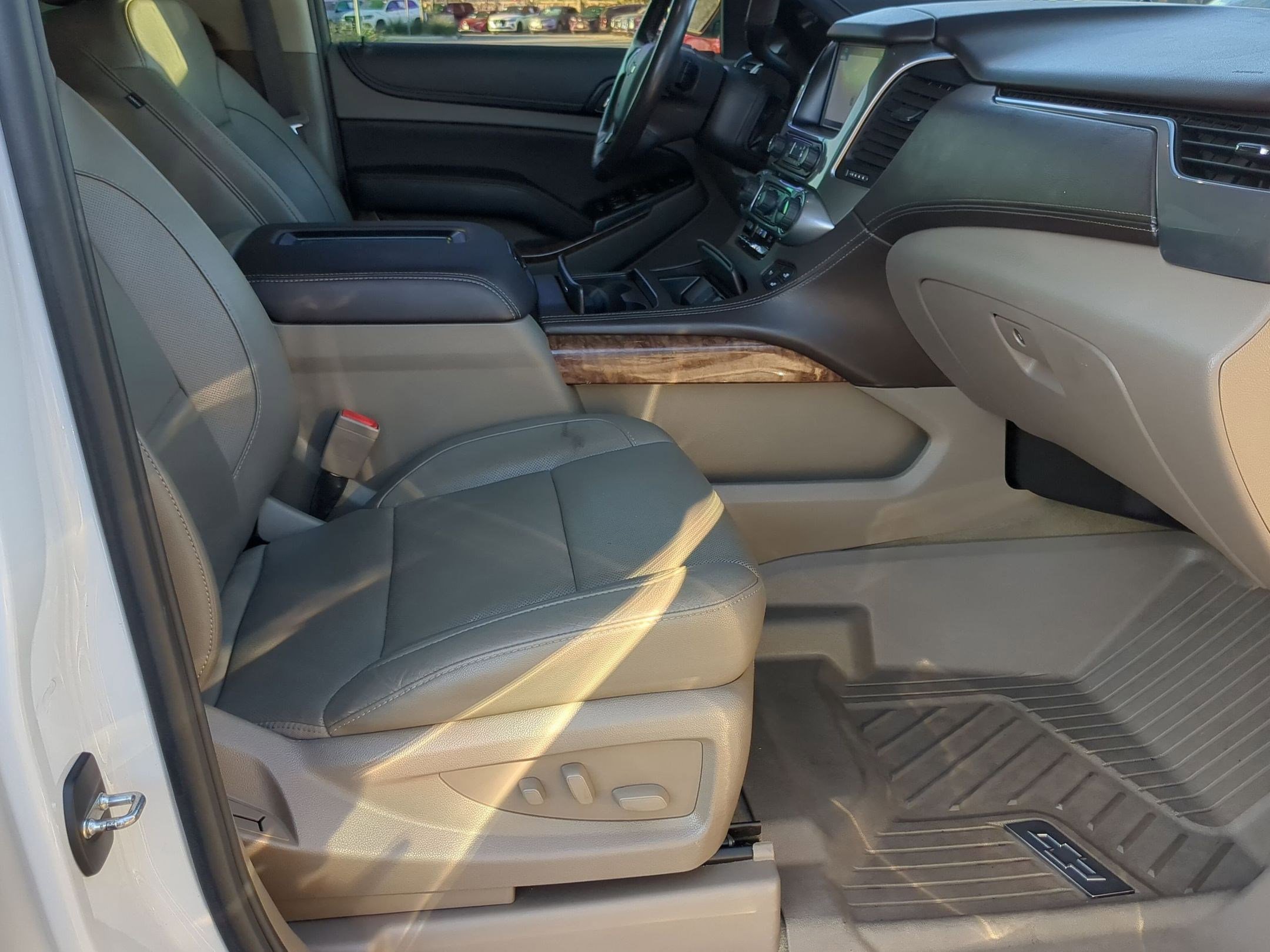 Used 2018 Chevrolet Tahoe Premier image 24