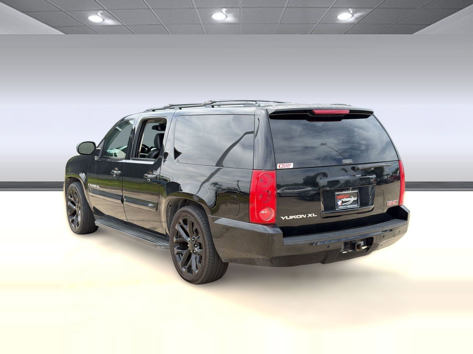 Used 2008 GMC Yukon XL SLT RWD image 3