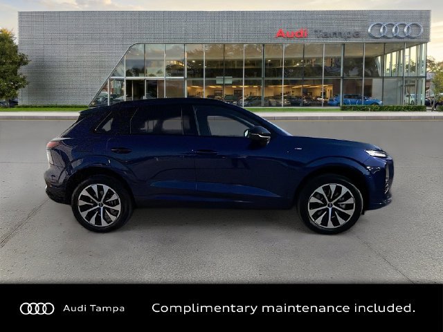 New 2026 Audi Q3 quattro 2.0T AWD/4WD image 2
