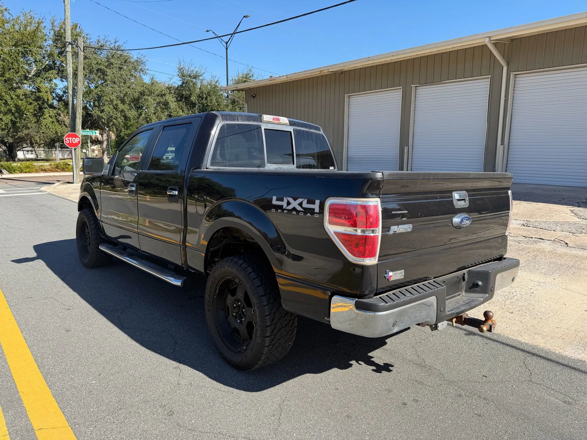 Used 2014 Ford F150 XLT w/ Equipment Group 302A Luxury image 8