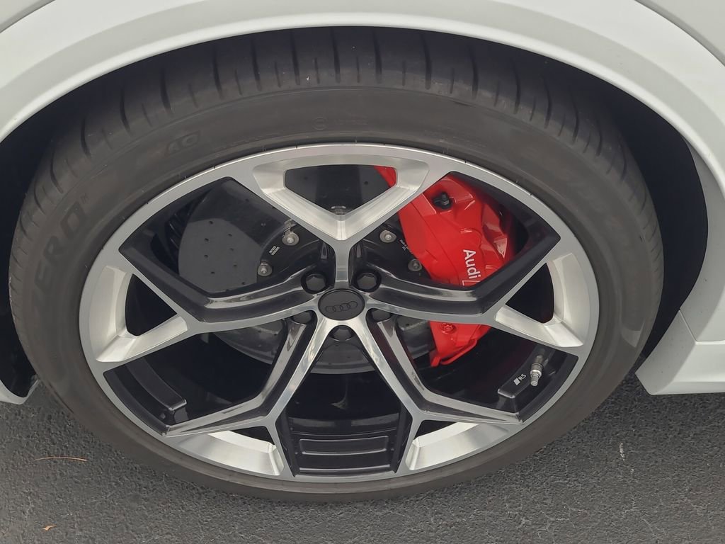 New 2026 Audi RS Q8 performance image 5