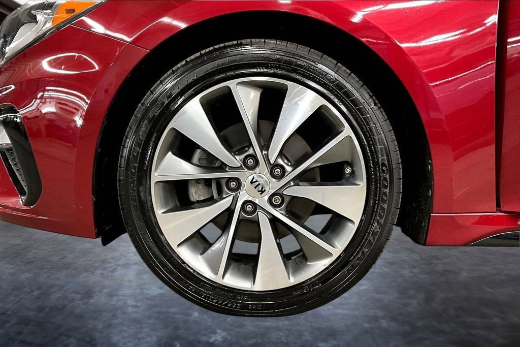 Used 2019 Kia Optima S image 32