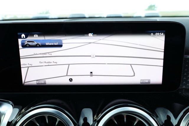 Certified 2024 Mercedes-Benz GLB 250 image 29