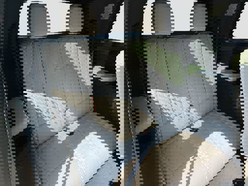 New 2026 Cadillac Vistiq Luxury image 34