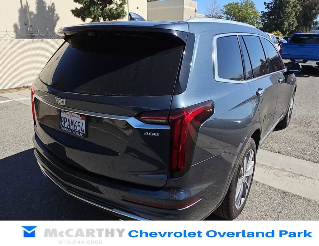 Used 2020 Cadillac XT6 Premium Luxury FWD image 3