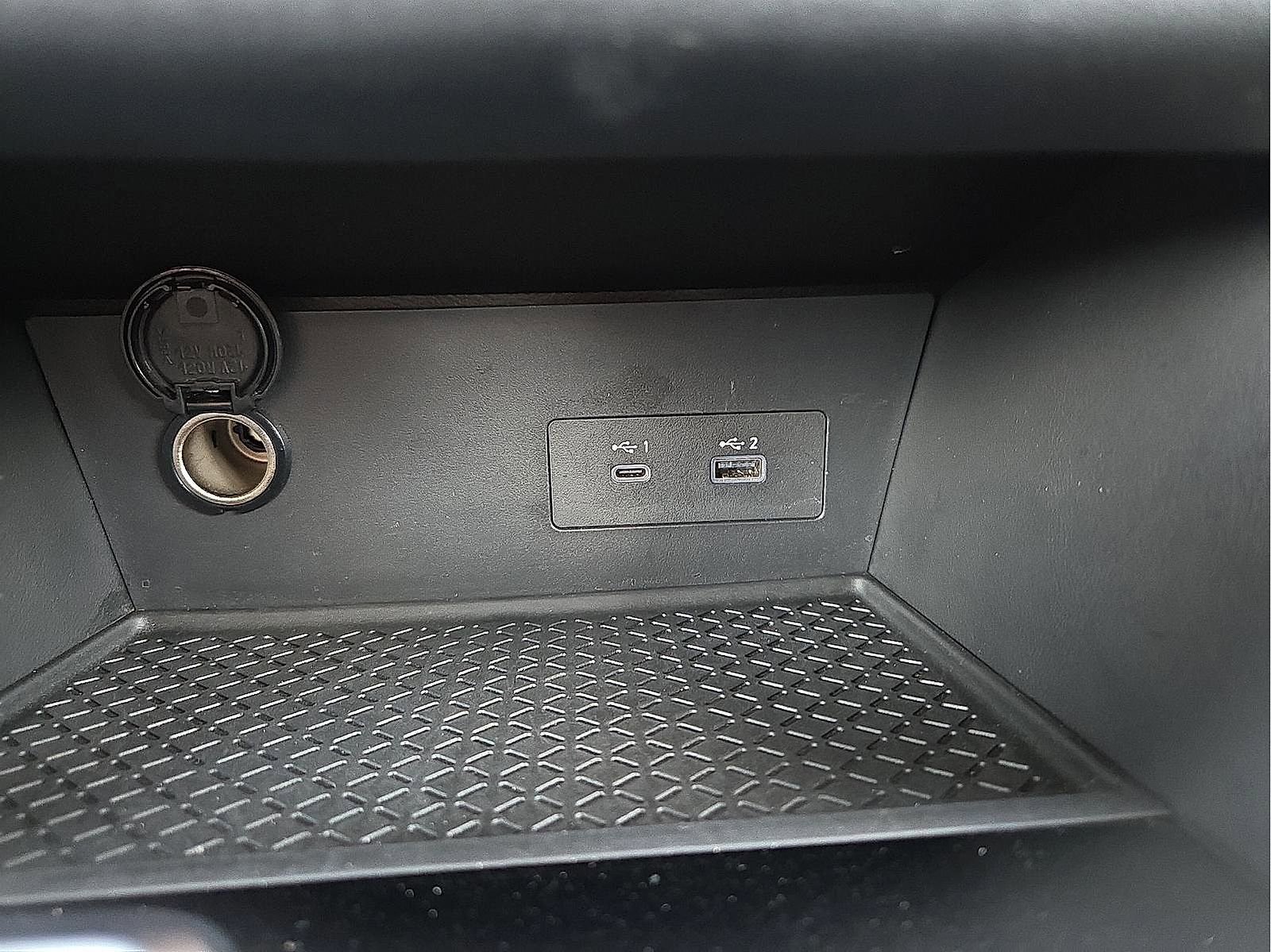 Used 2025 Nissan Pathfinder SV image 21