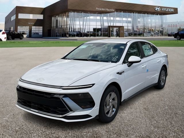 New 2026 Hyundai Sonata SE image 1