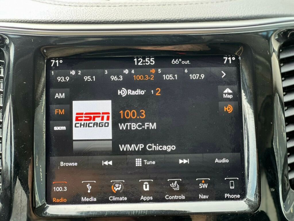 Used 2019 Jeep Cherokee Limited w/ Technology Group image 20