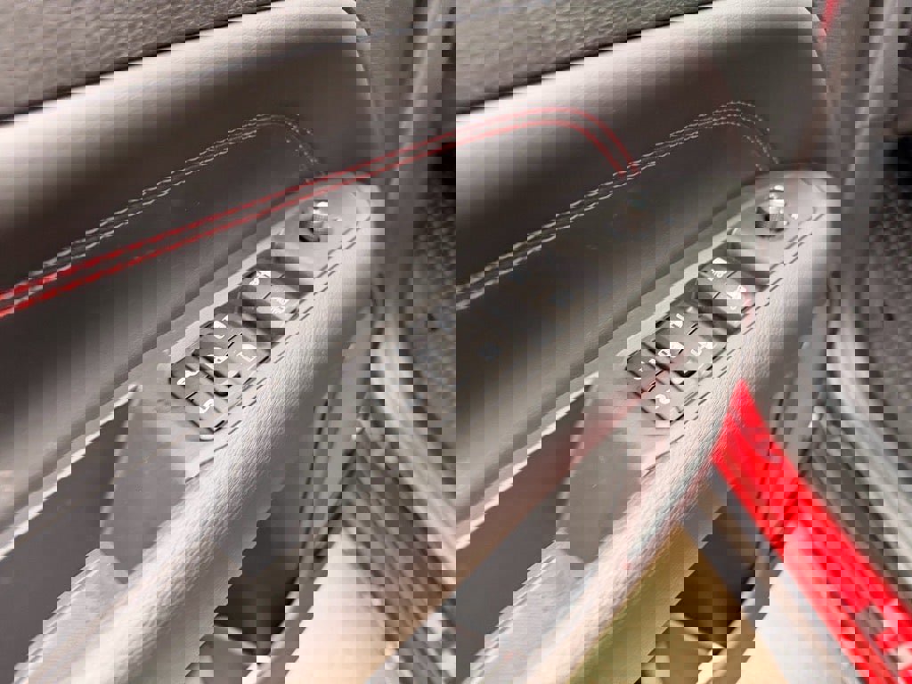 New 2026 Jeep Compass Trailhawk image 8