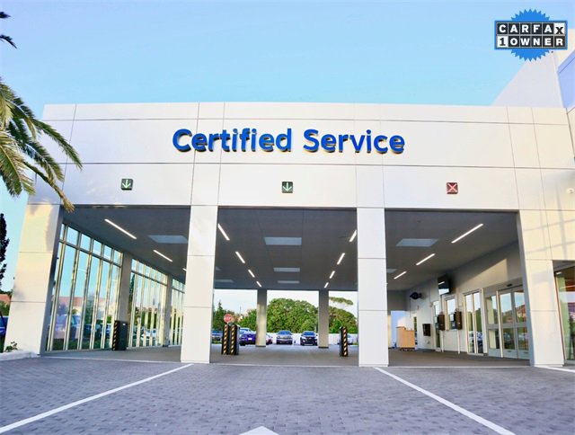 Used 2024 Chevrolet Tahoe High Country w/ Advanced Technology Package image 31