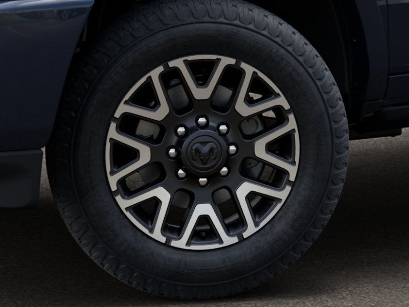 New 2025 RAM 2500 Limited AWD/4WD image 9