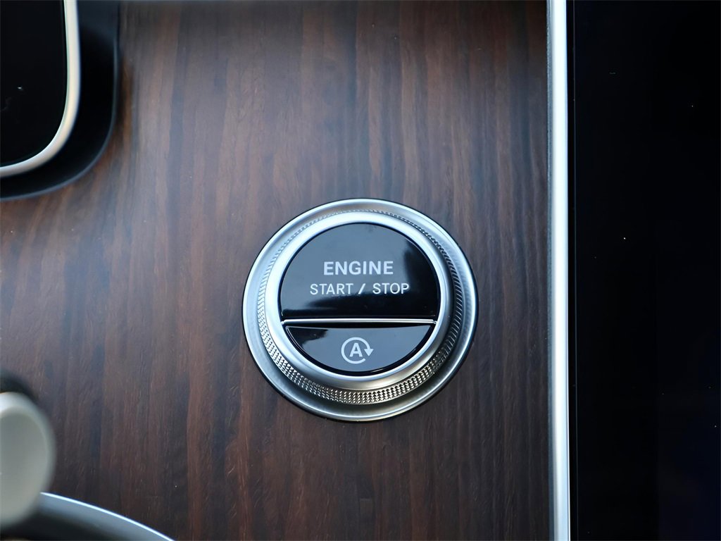 Used 2023 Mercedes-Benz C 300 4MATIC Sedan image 28