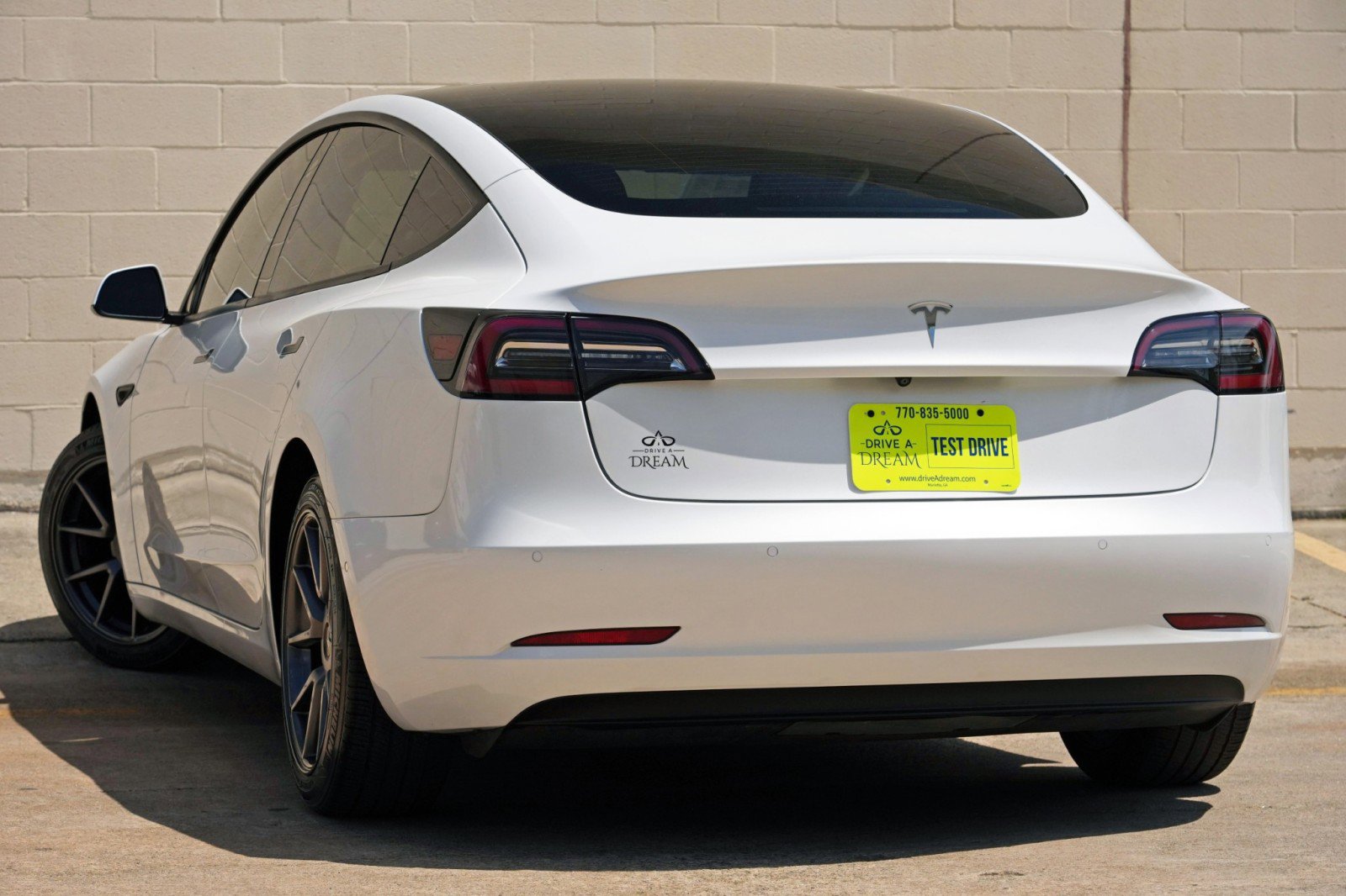 Used 2021 Tesla Model 3 Standard Range Plus image 6