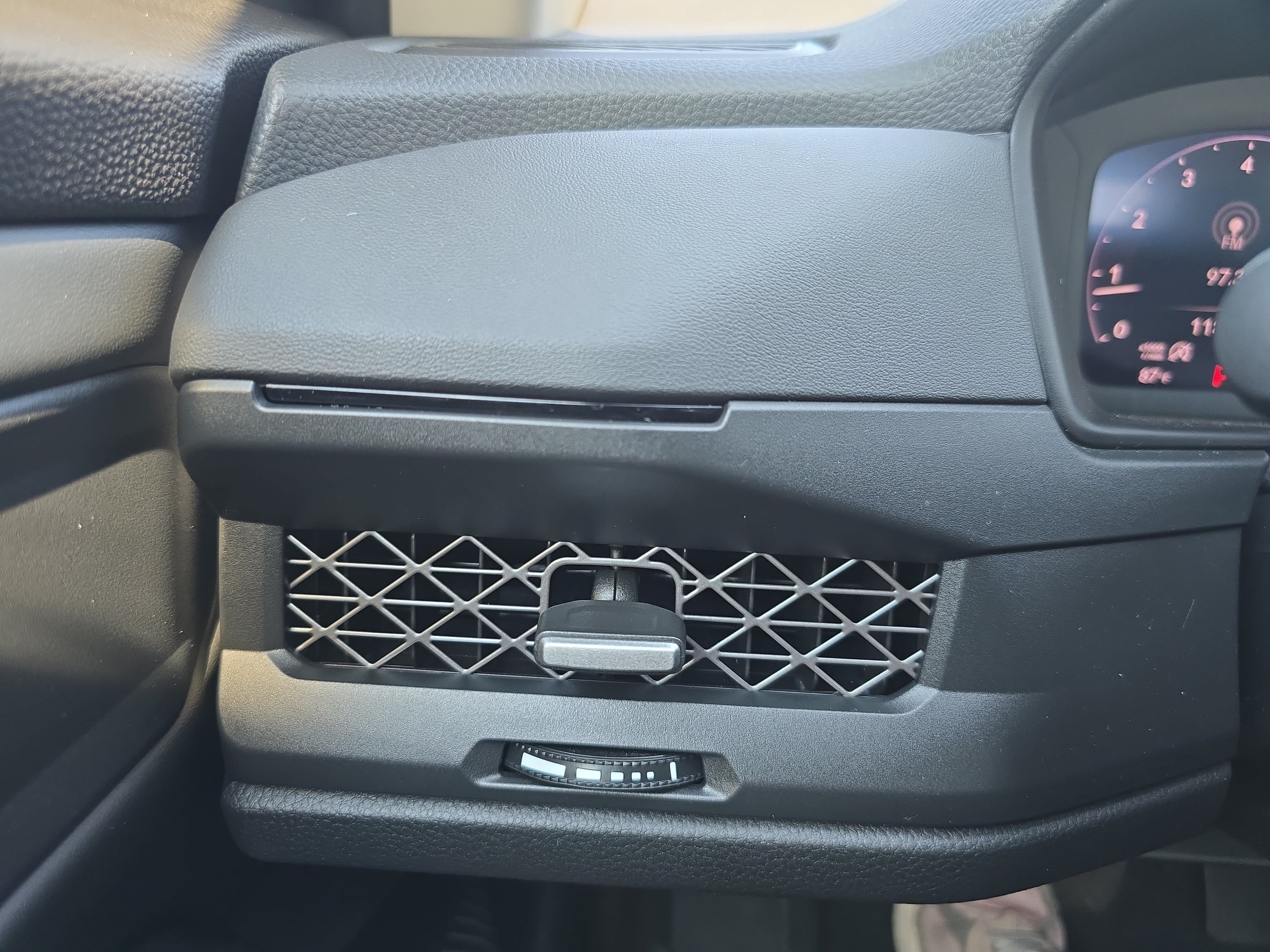 Used 2024 Honda Accord EX image 24
