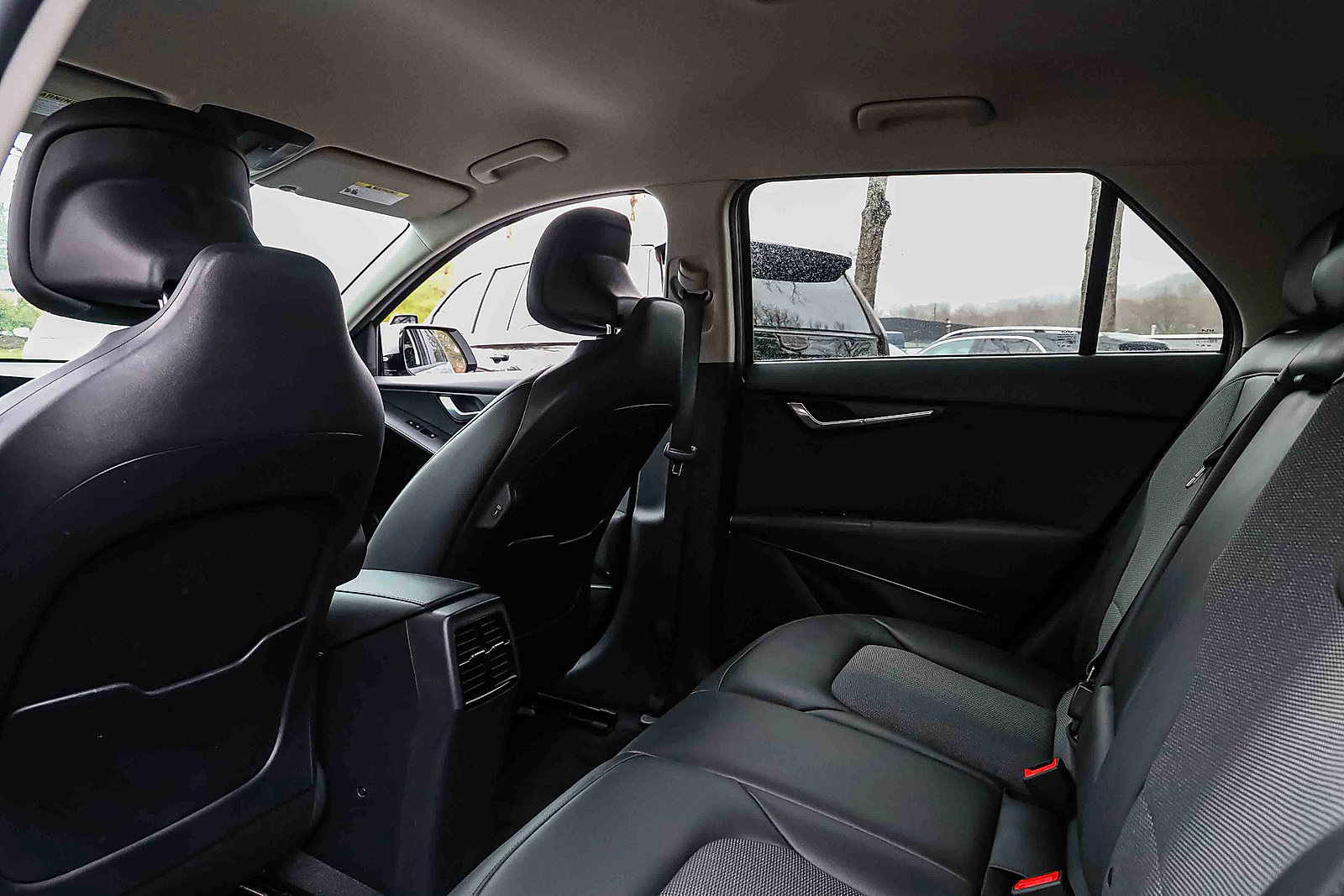 Used 2024 Kia Niro Wind w/ Wind Preserve Package image 22