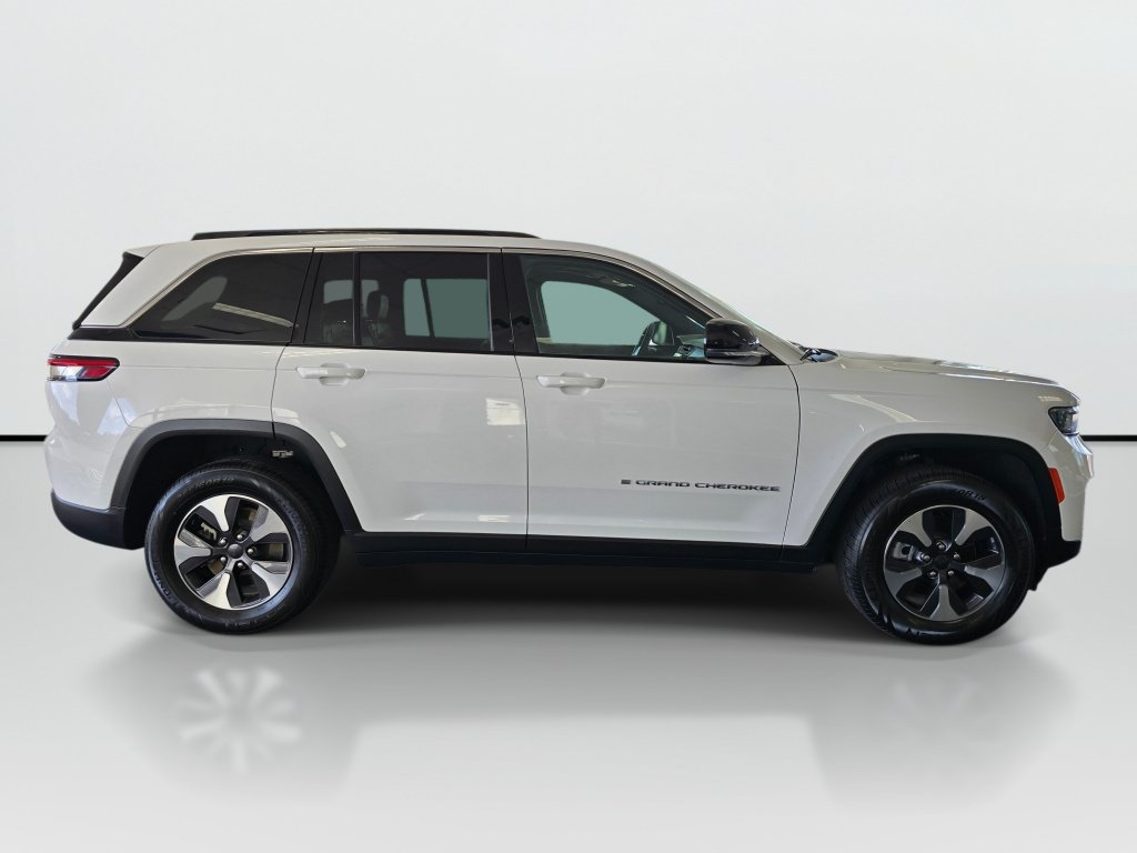 Used 2024 Jeep Grand Cherokee Limited 4xe AWD/4WD image 6