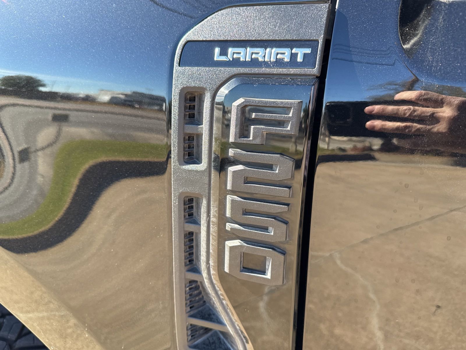 Used 2024 Ford F250 Lariat w/ Lariat Ultimate Package image 12