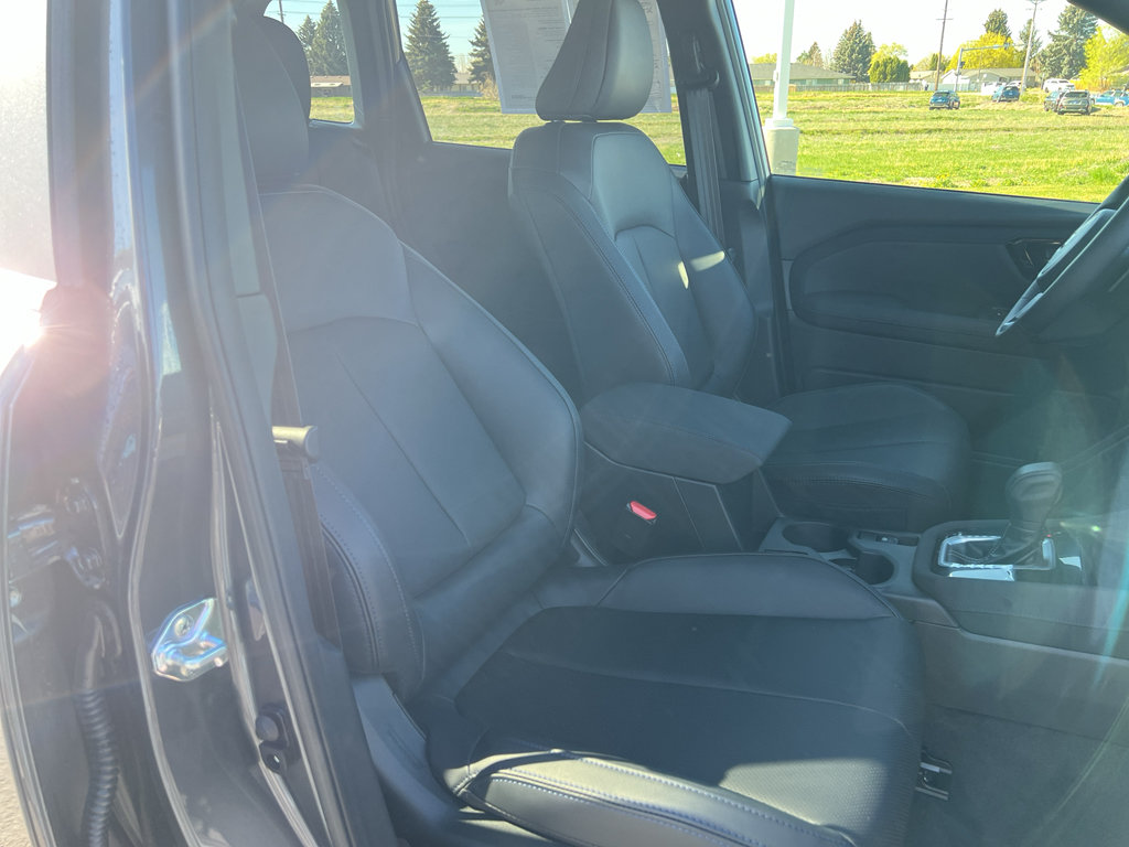 Used 2025 Subaru Forester Limited AWD/4WD image 30