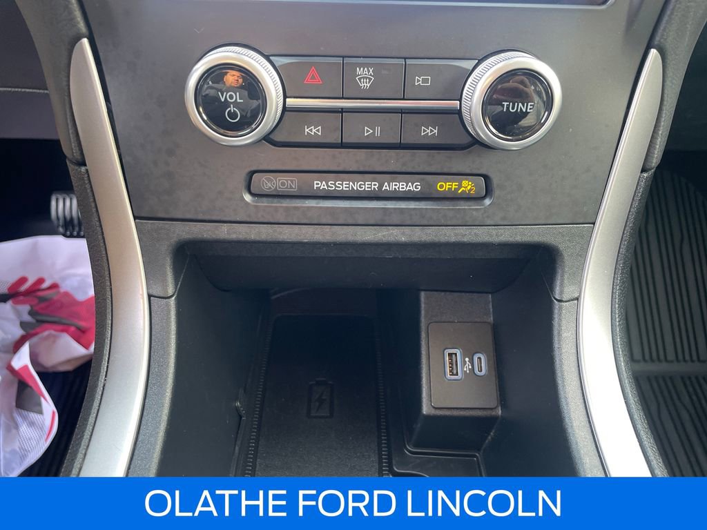 Used 2022 Ford Edge SEL w/ Sport Appearance Package image 14