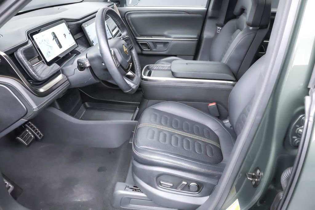 Used 2023 Rivian R1S Adventure image 5