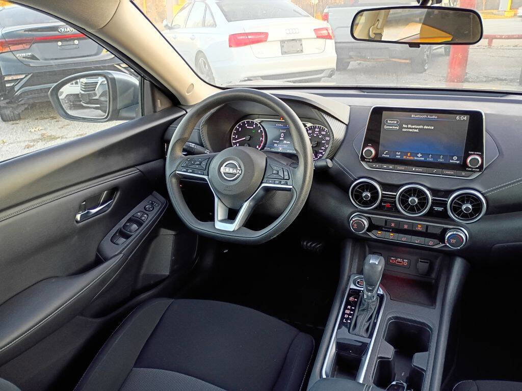 Used 2024 Nissan Sentra SV image 16