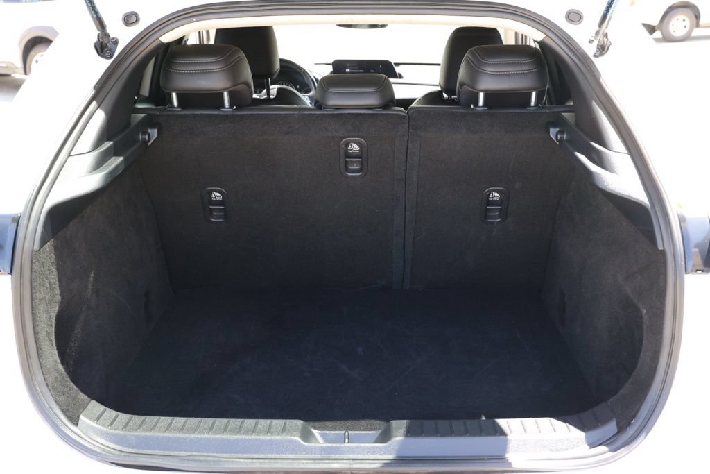 Used 2025 MAZDA CX-30 AWD 2.5 S w/ Preferred Package image 16