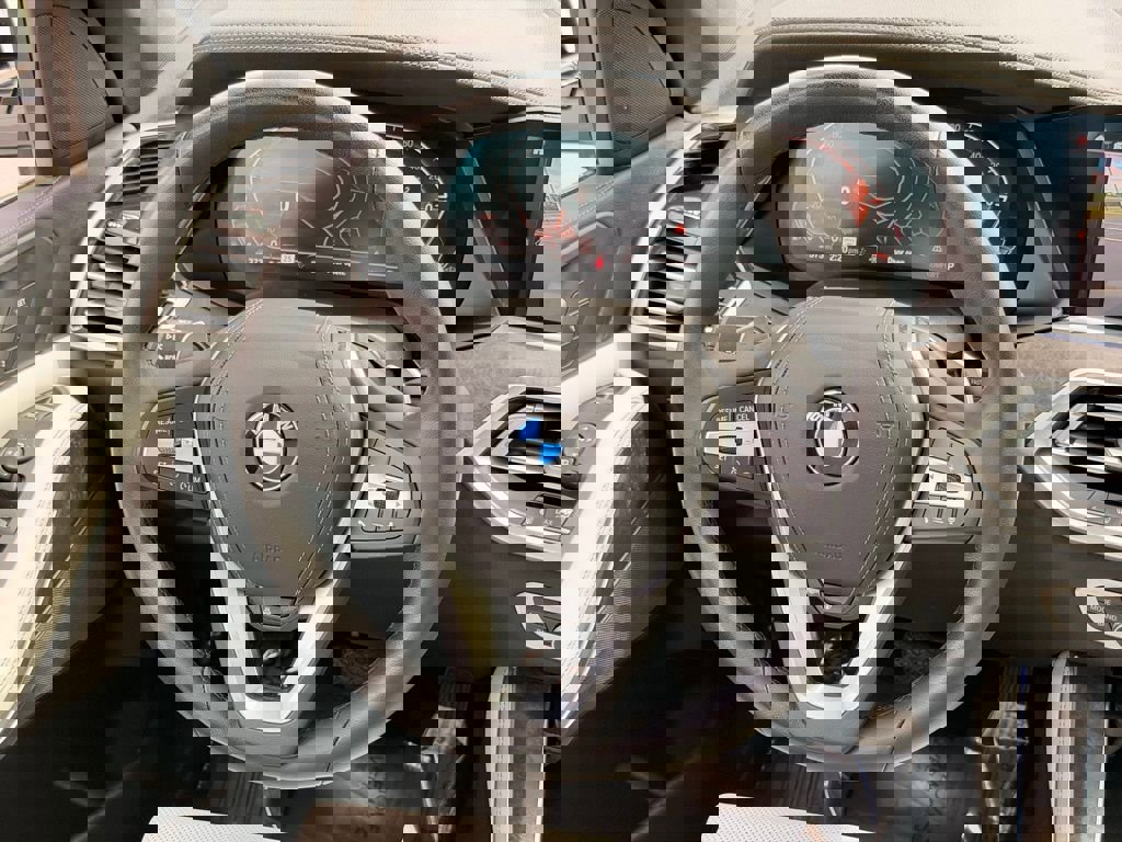 Used 2023 BMW X5 xDrive40i w/ Premium Package image 22