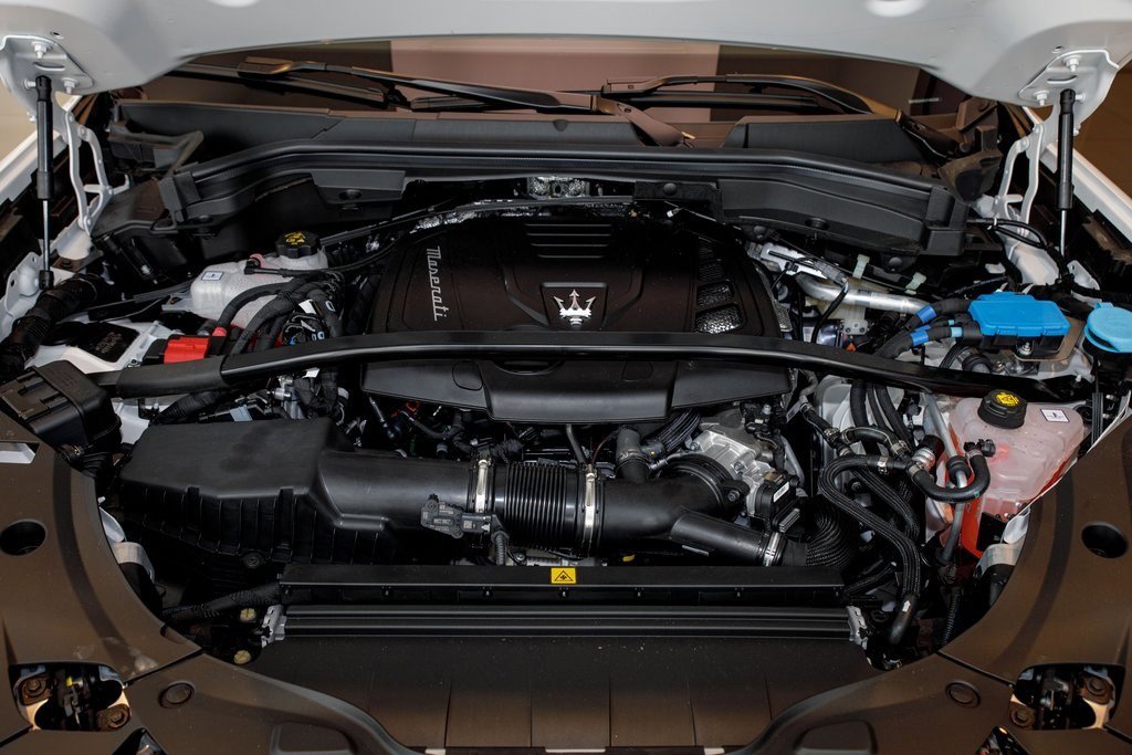 New 2025 Maserati Grecale GT image 29